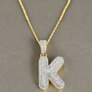 Collier avec pendentif personnalisé en or massif 10 carats glacé, lettre initiale en forme de bulle, serti de diamants naturels, pour unisexe - Product Image 6