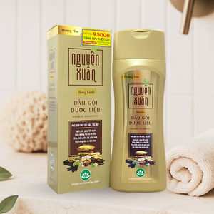 Shampooing Floral Herbal pour Cheveux Gras – Réparation Lissante, Contrôle du Sébum, Anti-Pelliculaire – OEM ODM Marque Privée Prix Usine - Product Image 1