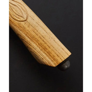 ขวานดามัสกัสด้ามไม้แกะสลักด้วยมือ พร้อมปลอกหนังสีเขียวและใบมีดตกแต่ง - Product Image 4