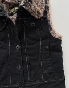 Gilet court en jean noir pour femme Litmus |   Veste sans manches à col garni de fausse fourrure |   Gilet de créateur respirant style streetwear - Product Image 5