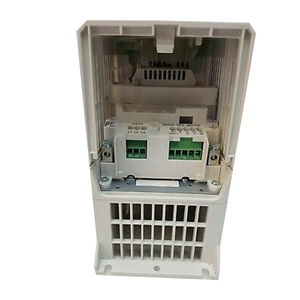 Système d'automatisation industrielle ACS355-01E-09A8-2 avec variateur de fréquence 3AUA0000058170 ID 01E-09A8-2 - Product Image 3