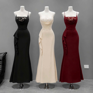 Robe de mariée vintage en dentelle, coupe trapèze, longueur ras du sol, 100 % coton, écologique, pour invitées - Disponible en gros - Product Image 1