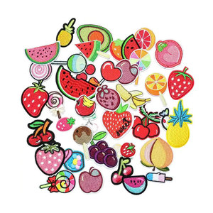 Écussons brodés personnalisés en tissu, patchs brodés en vrac à coudre avec logo, écussons brodés de haute qualité - Product Image 3