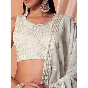 Superbes vêtements de mariage en georgette à paillettes blanches Lehenga Choli - Product Image 2