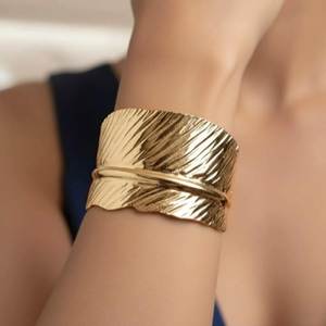 Minimalist Hammered Brass Cuff Stack Wedding Party Festive <b>Adjustable</b> Vintage Finished Chunky Bangle Statement Jewelry <b>Bracelet</b> - Product Image 5