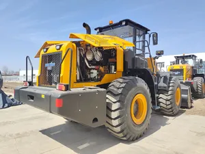 Cargadora de Ruedas de Servicio Pesado Lonking CDM866H de 6 Toneladas con Motor Weichai para Carga de Materiales a Granel en Canteras y Yacimientos de Carbón, Alta Eficiencia - Product Image 5