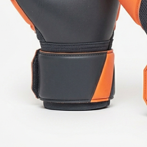 Gants de gardien de but Elite avec contrôle du ballon supérieur, absorption des chocs, design ergonomique, matériaux respirants et confortables - Product Image 5