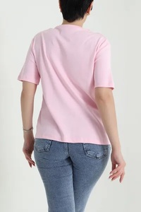 เสื้อคอเต่าผู้หญิงไซส์ใหญ่ สีพื้น ผ้าถัก 100% คอตตอน กันยับ แห้งเร็ว ระบายอากาศ ป้องกันรังสียูวี มีโลโก้ สไตล์ลำลอง แขนสั้น สำหรับฤดูร้อน - Product Image 6