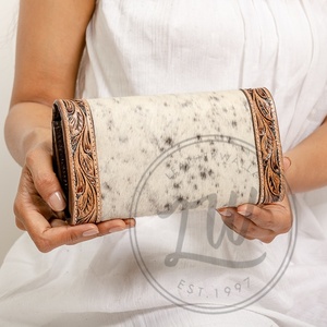 สไตล์ตะวันตกผมบนซ่อนที่มีสีสันTooledขนสัตว์หนังคลัทช์ผู้หญิงออกแบบกระเป๋าร้อนขายTooledหนังกระเป๋าสตางค์ที่ไม่ซ้ํากัน - Product Image 2