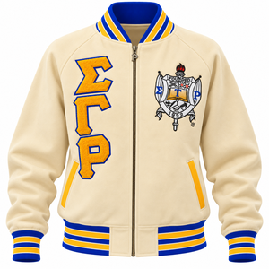 Chaqueta universitaria de forro polar para mujer en blanco roto, azul real, amarillo y blanco con bordado de chenilla, forro de cinta personalizado y cremallera completa, estilo casual. - Product Image 6