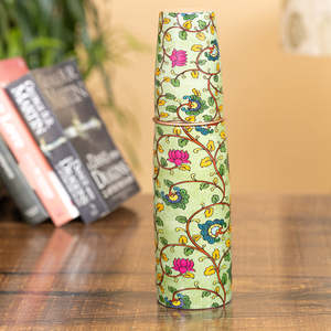 Botella de Agua de Cobre con Diseño Floral y Taza a Juego, Portátil para Viajes, Diseño con Patrón Verde - Product Image 2