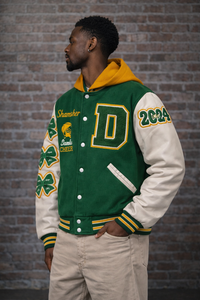 Vestes universitaires d'hiver personnalisées en gros pour hommes, grandes tailles, à capuche, style unique, les plus vendues, en similicuir - Product Image 2