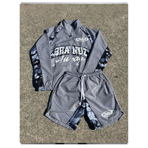 Ensemble de survêtement camouflage vert pour homme, style sportif, col montant, fermeture éclair frontale, coupe-vent, short inclus, idéal pour l'été - Product Image 2