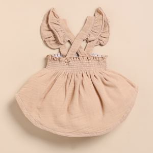 Organic Latte Color sin mangas con volantes Top para bebé Camisa y top de muselina de calidad premium - Product Image 2