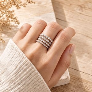 Bague empilable minimaliste en diamant de laboratoire 2026 Trend Factory, alliance fine en platine pour mariage féminin - Product Image 2