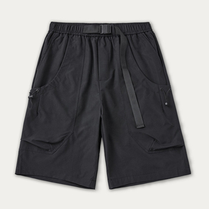 Shorts de basket-ball pour homme, en polyester noir uni, taille élastique, séchage rapide, style décontracté, avec poches, longueur mi-cuisse. - Product Image 1