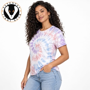 T-shirt pour femme en tissu léger, offrant un confort décontracté et une construction fiable pour un style estival et une mode quotidienne. - Product Image 3