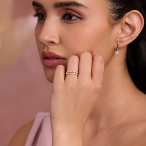 Anillo de Doble Hilera con Diamantes Cultivados en Laboratorio, Corte Marquise, Estilo Rítmico - Product Image 5
