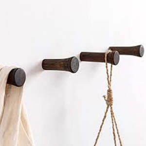 Elegante y Moderno Perchero de Pared de Metal Resistente con 2 Ganchos para Abrigos, Sombreros y Bolsos, con Color Personalizado para la Entrada - Product Image 4