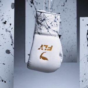 Nuevos guantes Fly con cordones y cierre de velcro para entrenamiento y sparring, modelo hecho en cuero artificial y cuero genuino, hechos a medida. - Product Image 5