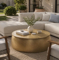 Table basse en aluminium de luxe avec un style martelé unique et une fonctionnalité optimale, adaptée aux maisons et aux espaces de bureau