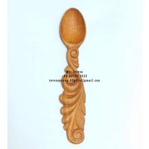 Cuchara de madera vietnamita ecológica Doussie con mango tallado en flor, agitador de té y café, vajilla al por mayor para exportación - Product Image 5