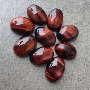 Œil de tigre rouge naturel de qualité AAA, cabochon ovale, dos plat, calibré, pierre précieuse en vrac, certifié par un tiers - Product Image 4
