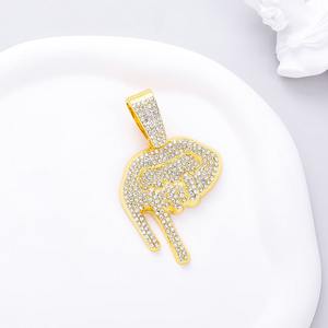 Collar de moda hip hop personalizado para hombre, cadena cubana de 13 mm, chapado en oro, con colgante de labios con incrustaciones de diamantes, estilo llamativo, para fiestas - Product Image 1