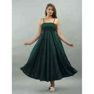 Robe Empire sans manches en coton smocké pour femme, couleur vert foncé, tenue décontractée moderne, naturelle et écologique - Product Image 6