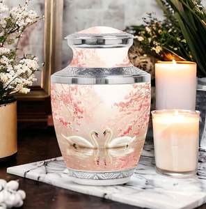 Elegantes urnas metálicas para cenizas humanas, hechas para un tributo amoroso con una forma elegante. - Product Image 3