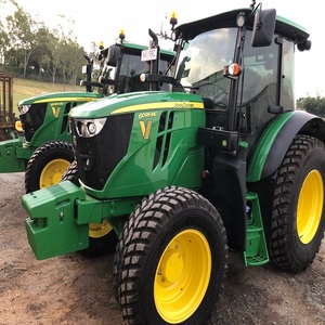 Tractores John Deere asequibles, suministrados en grandes cantidades para operaciones agrícolas a gran escala y revendedores de maquinaria. - Product Image 2