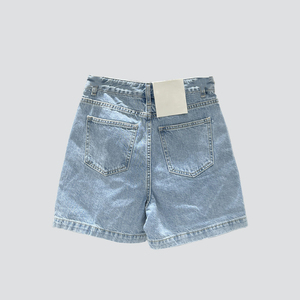 Shorts de Mezclilla de Alta Calidad para Mujer, con Cintura Alta, Detalles Artísticos en Paneles, Lavado Vintage, Corte Holgado - Product Image 4