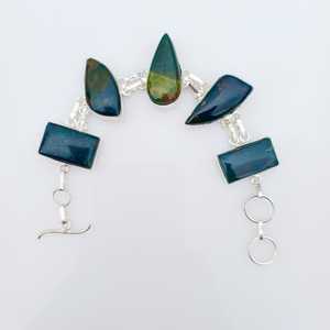 กำไลข้อมือดีไซน์หรูหราประดับด้วยบลัดสโตน เงินแท้ 925 ชุบเงิน ปรับขนาดได้ เครื่องประดับพลอยทำมือสำหรับผู้หญิง ของขวัญสุดหรู - Product Image 1