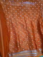 Saree Brokat Bulu Imitasi Mewah |   Pakaian Tradisional India Etnis Vintage dengan Sulaman Zari Banarasi yang Indah untuk Pesta Pernikahan