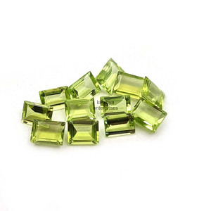 Piedras preciosas de peridoto natural talladas en baguette de 4x6 mm, calibradas, facetadas, verdes, sueltas, para la fabricación de joyas, al por mayor. - Product Image 3