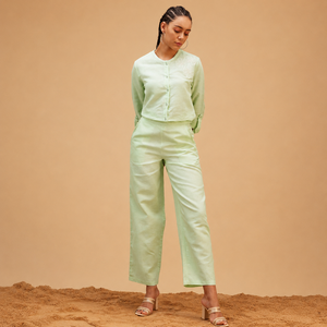 Ensemble coordonné en lin vert, col mandarin, sans manches, coupe droite, décontracté, respirant, tissé, couleur unie, ourlet droit, naturel, pour le printemps - Product Image 1