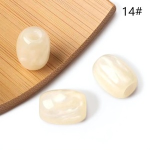 Kit de manualidades DIY de pulseras de cuentas sueltas facetadas de resina verde de ILAHI con patrón de Uttar Pradesh para ocasiones especiales - Product Image 3