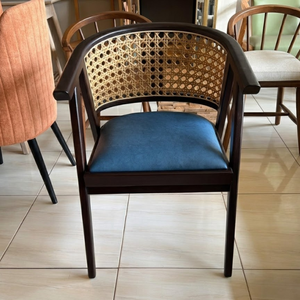 Muebles de jardín hechos de madera de teca y ratán combinados con asiento de espuma suave, diseño moderno y elegante. - Product Image 6