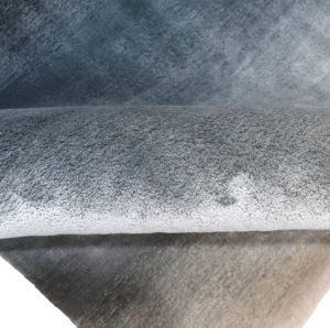 พรมปูพื้นลายทางสีเขียวอมฟ้าเบจ ดีไซน์ทันสมัย ผลิตด้วยมือ 100% วิสโคส เป็นมิตรกับสิ่งแวดล้อม กันลื่น บางเบา ไล่เฉดสี สำหรับใช้ในบ้าน - Product Image 4