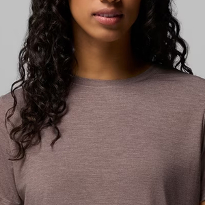 T-shirt à manches courtes en pur coton confortable pour femmes, avec logo personnalisé, pour acheteurs en gros, collection tendance 2026 - Product Image 2