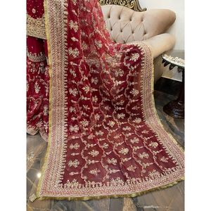 Gharara nupcial de organza pura, mezcla completa de bordados hechos a mano que realzan el trabajo tradicional pakistaní Kora Dabka, estilo Anarkali. - Product Image 4