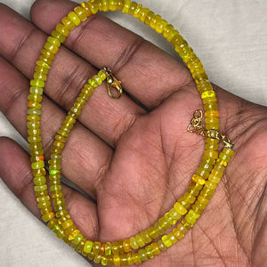 Collier de perles en opale d'Éthiopie 100% naturelle, pierres rondes, couleur comme sur l'image - Product Image 1