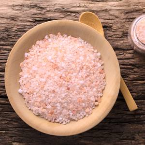 เกลืออาบน้ำอโรมาเธอราพีสุดหรูแบบ OEM สำหรับขายส่ง ผสมเกลือหิมาลัยสีชมพูและน้ำมันหอมระเหย ช่วยผ่อนคลายและดีท็อกซ์ สำหรับสปา - Product Image 3