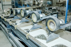 สารเติมแต่งมาสเตอร์แบทช์แคลเซียมคาร์บอเนตของบริษัทเอชพีเคมีคัลส์สำหรับฟิล์มเกรดพลาสติกพีอีและพีพีชนิดผง - Product Image 4