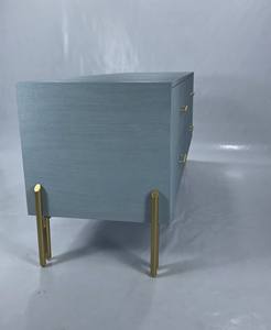 Commode moderne de style antique en raphia et MDF avec pieds en fer et laiton - Rangement économique pour le salon - Product Image 2