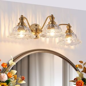 Lampada da Bagno Vintage a 3 Luci da 24 Pollici, Elegante Applique da Parete in Metallo Dorato e Vetro - Product Image 1