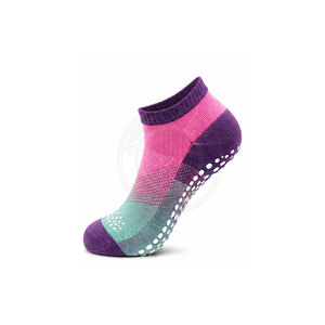 Soft Women Non Slip <b>Grip</b> <b>Socks</b> Comfortable Anti Slip <b>Socks</b> For Home Yoga Walking Daily Wear And Indoor Activities - Product Image 2
