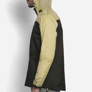 Veste de pluie sportive pour homme avec fermeture éclair, panneaux ventilés et tissu doux au toucher – Excellent choix de vêtement d'extérieur parmi les styles de vestes pour homme - Product Image 6