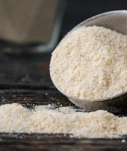 Meilleure poudre d'oignon blanc séché en vrac, finement broyée, pour mélanges d'épices, soupes, sauces, collations et fabrication alimentaire - Product Image 1