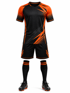Maillot de football personnalisé sublimé noir et orange pour homme, col en V, manches courtes, en mesh respirant, toutes saisons - Product Image 1